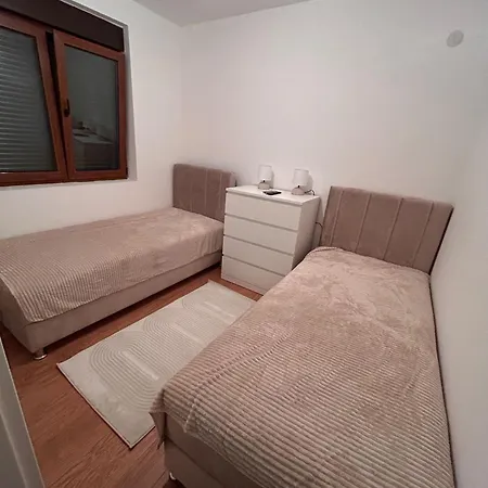 Maya 2 Sa Dve Spavace Sobe Apartamento *