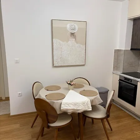 Maya 2 Sa Dve Spavace Sobe Appartement