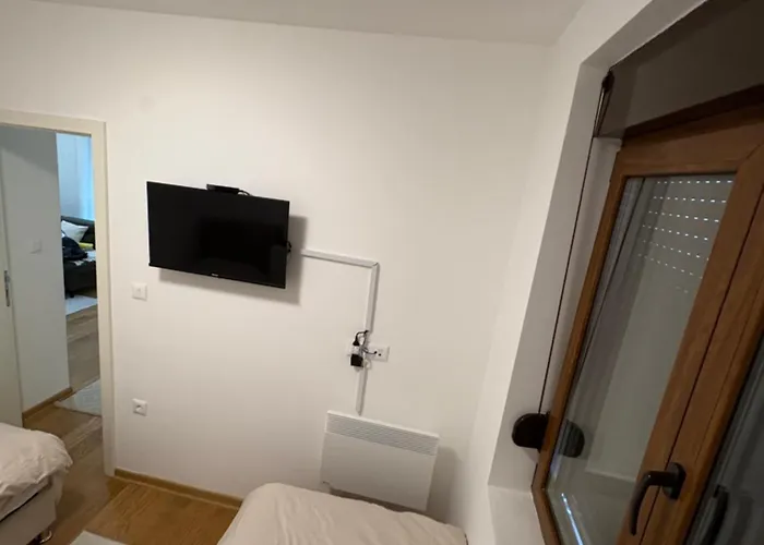 Maya 2 Sa Dve Spavace Sobe Appartement